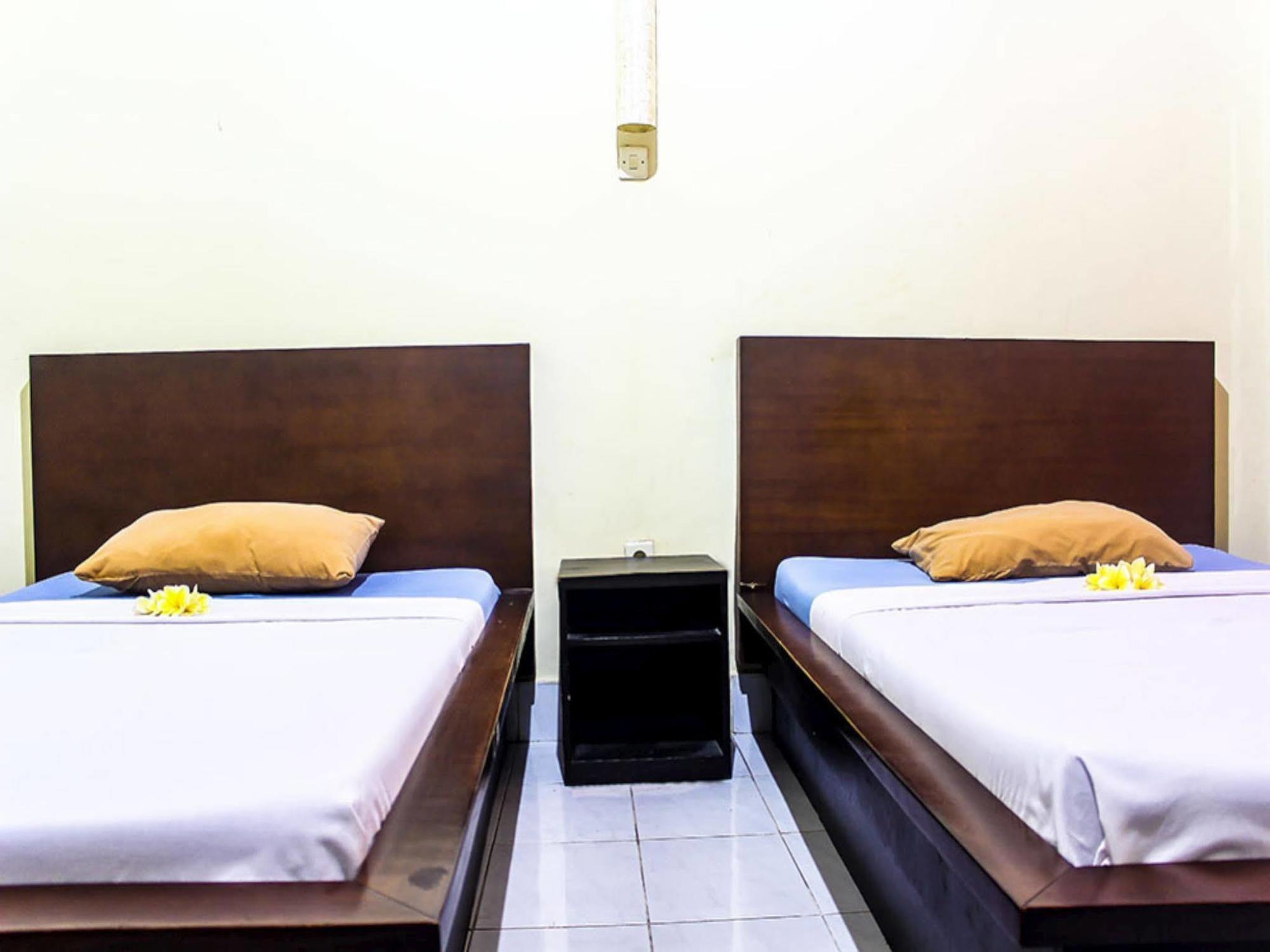 Budhi Beach Inn Kuta Lombok Zewnętrze zdjęcie