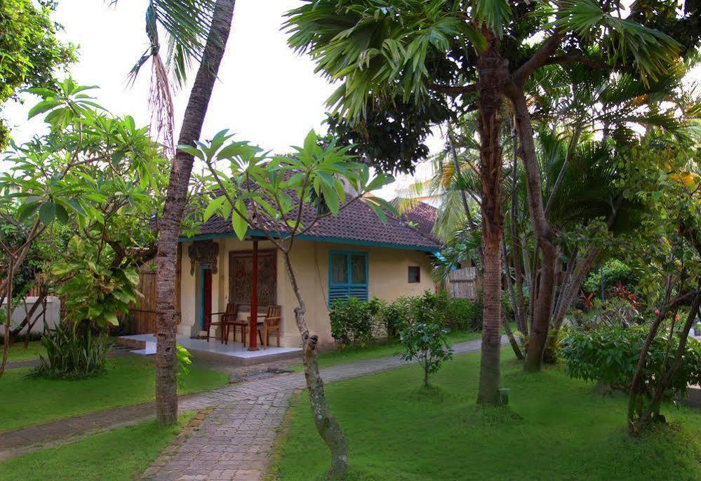 Budhi Beach Inn Kuta Lombok Zewnętrze zdjęcie