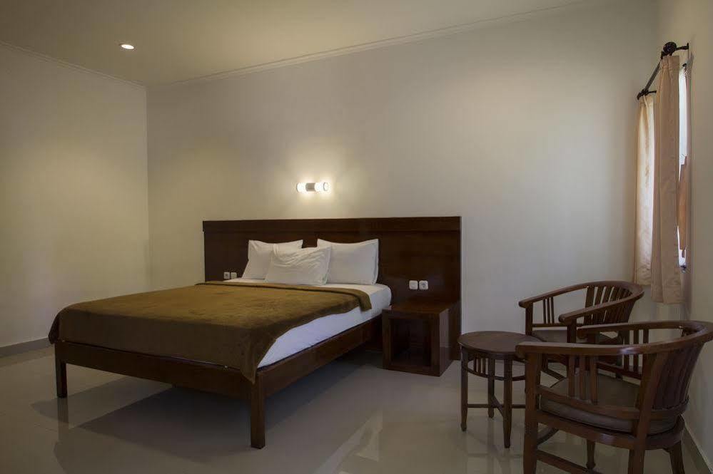 Budhi Beach Inn Kuta Lombok Zewnętrze zdjęcie